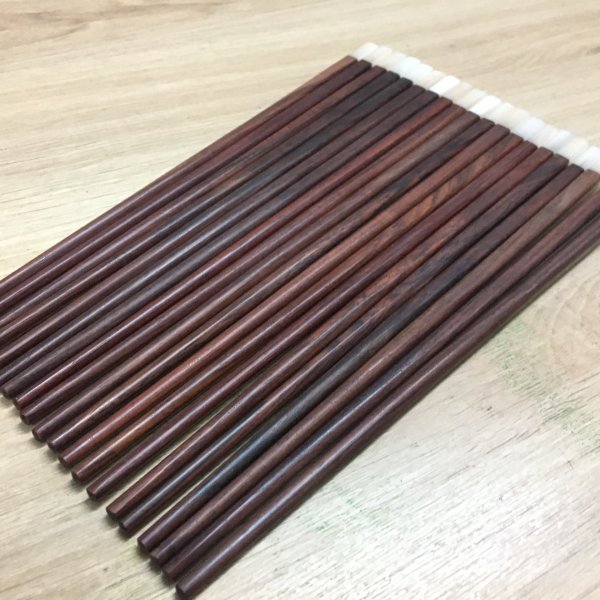 Đũa ăn gỗ trắc đầu cẩn ốc xà cừ