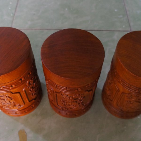 Hộp chè chạm tứ quý gỗ hương đá - góc nhìn 6