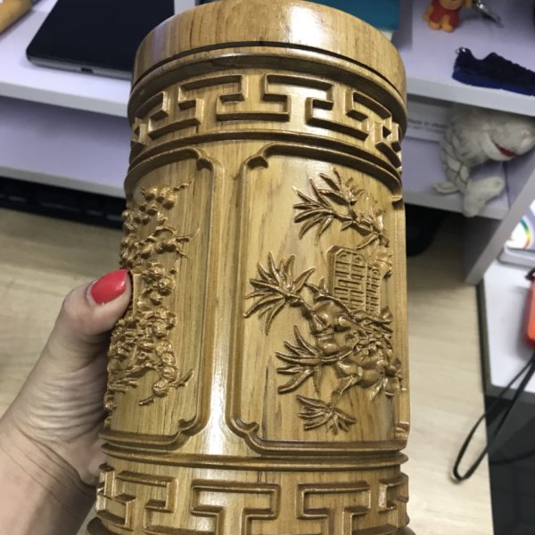 Hộp chè tứ quý gỗ bách xanh - góc nhìn 4