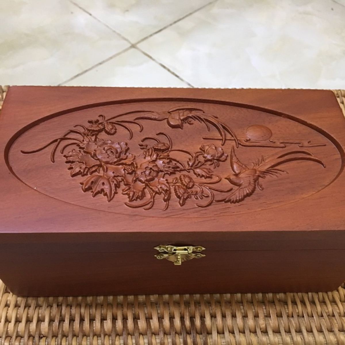 Hộp trang sức chạm hoa mẫu đơn gỗ hương đá - Hộp đựng trang sức