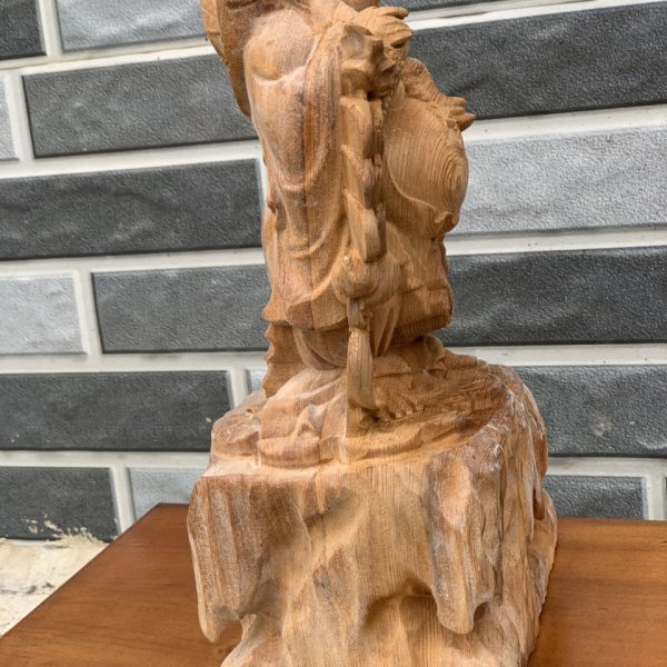 Tượng Di lặc gánh tiền gỗ ngọc am để mộc cao 20cm - góc nhìn 5